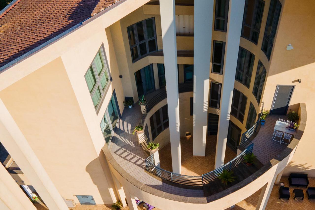 Le Colonne Bed and Breakfast Cassino Εξωτερικό φωτογραφία