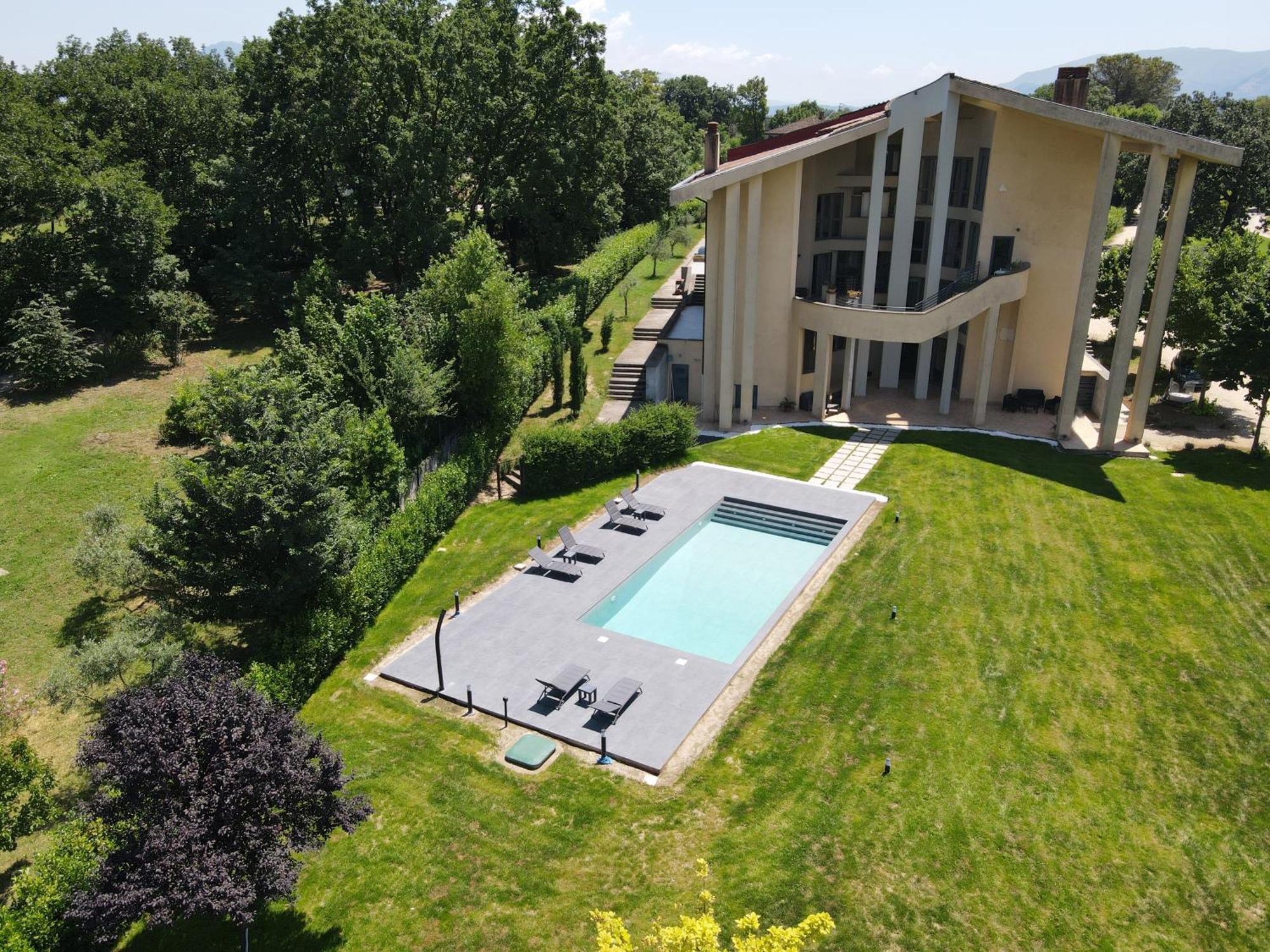 Le Colonne Bed and Breakfast Cassino Εξωτερικό φωτογραφία
