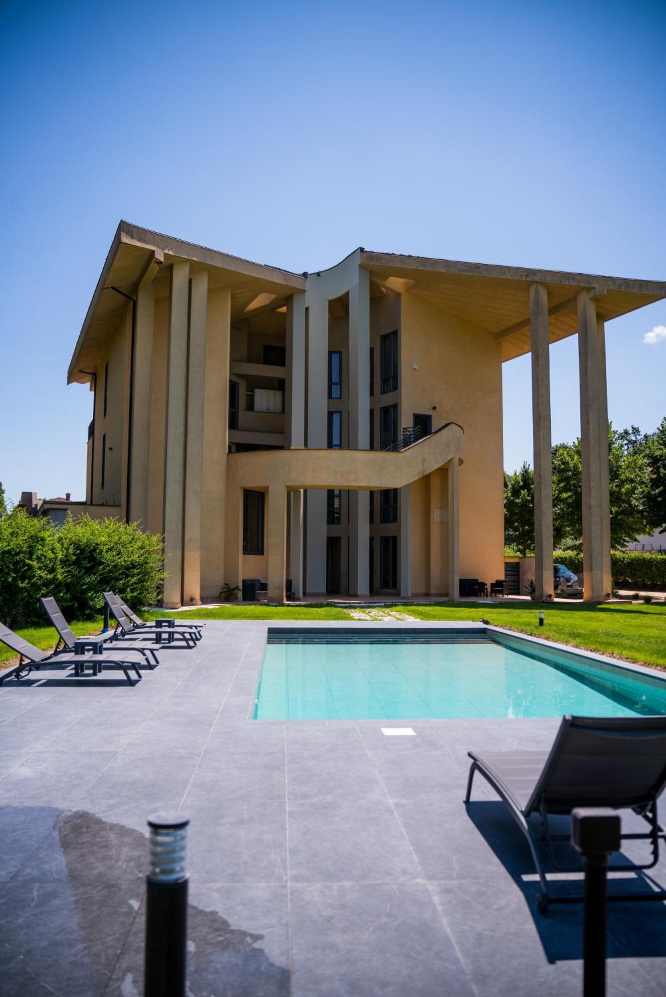 Le Colonne Bed and Breakfast Cassino Εξωτερικό φωτογραφία