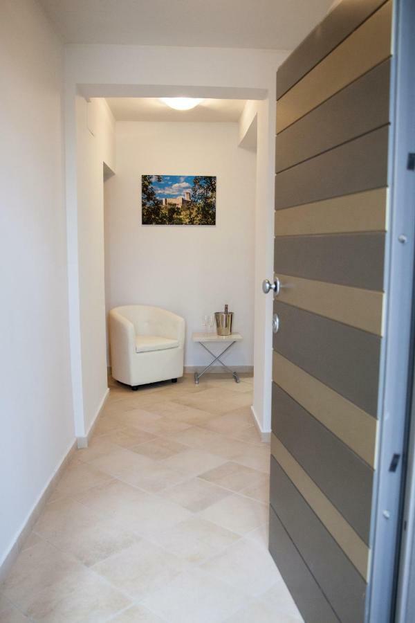 Le Colonne Bed and Breakfast Cassino Εξωτερικό φωτογραφία