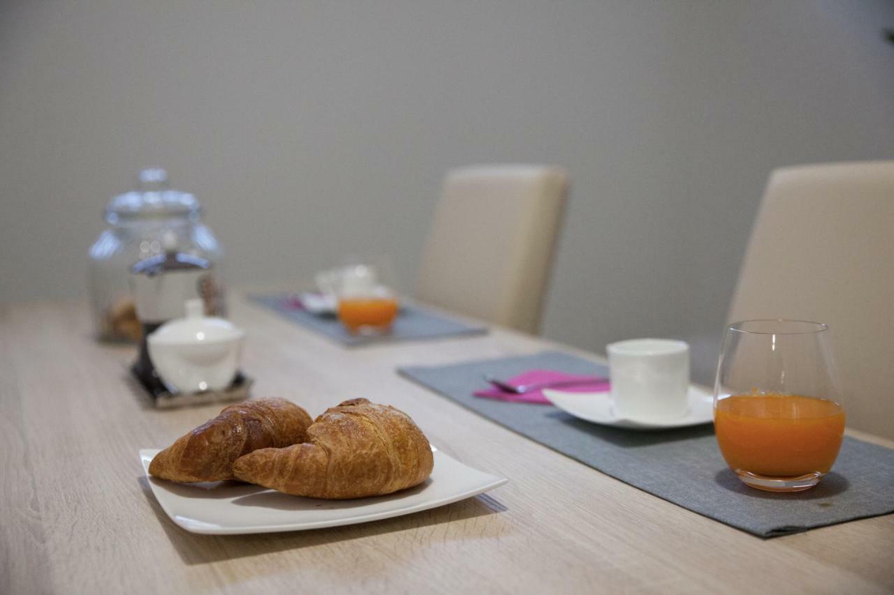 Le Colonne Bed and Breakfast Cassino Εξωτερικό φωτογραφία