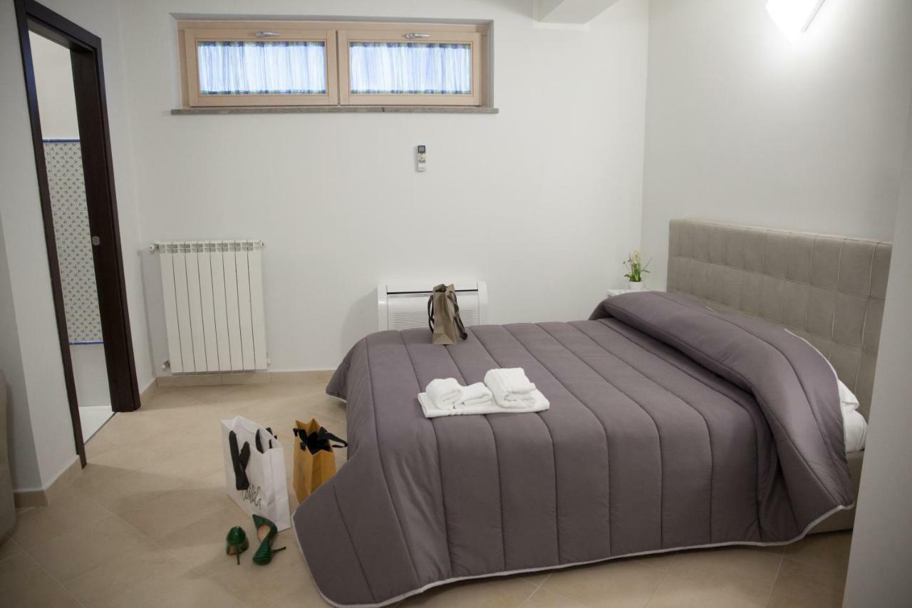 Le Colonne Bed and Breakfast Cassino Εξωτερικό φωτογραφία