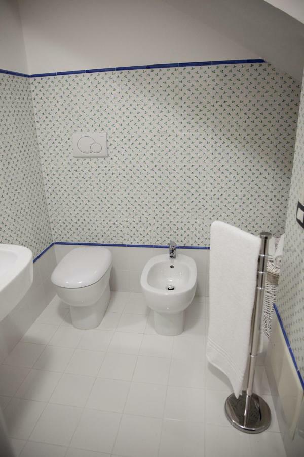 Le Colonne Bed and Breakfast Cassino Εξωτερικό φωτογραφία